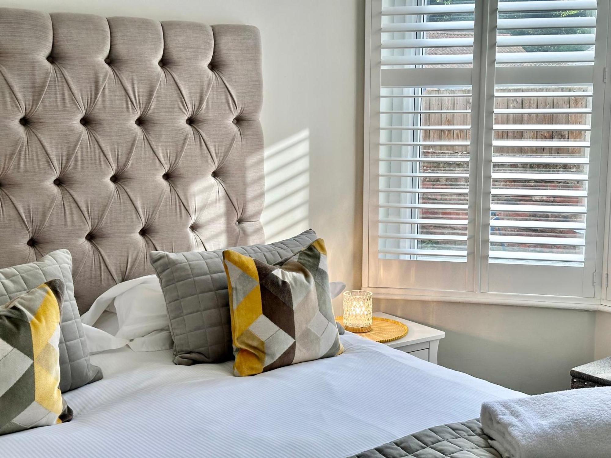 Gillygate Nest With Free Allocated Parking York Exteriör bild