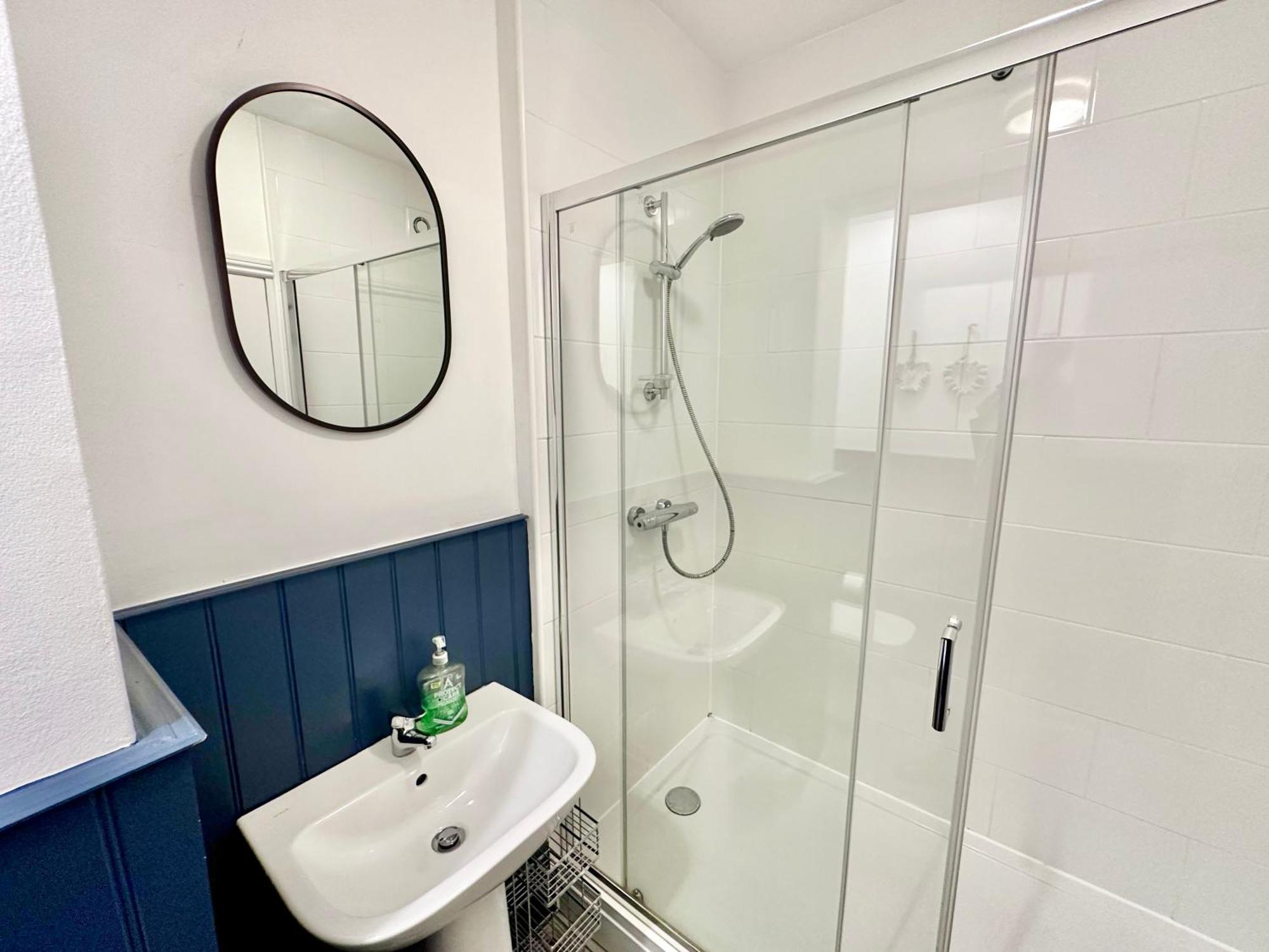 Gillygate Nest With Free Allocated Parking York Exteriör bild